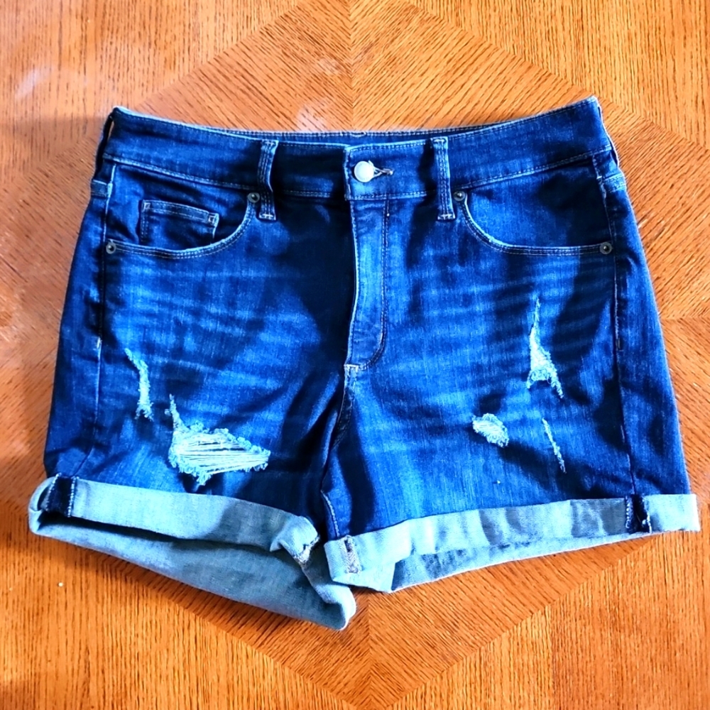 UNIVERSAL THREAD Jean shorts